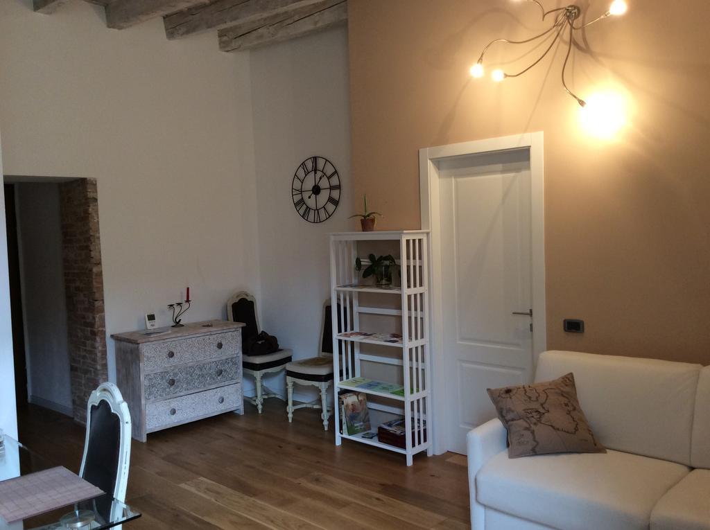 Accademia Deluxe Apartment Bergamo Room photo